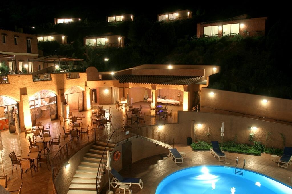 Sosventos Village Hotel เตวลาดา ภายนอก รูปภาพ